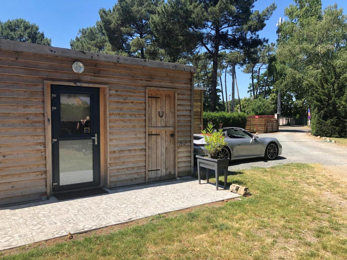 Cabane Du Circuit Le Mans Exterior foto